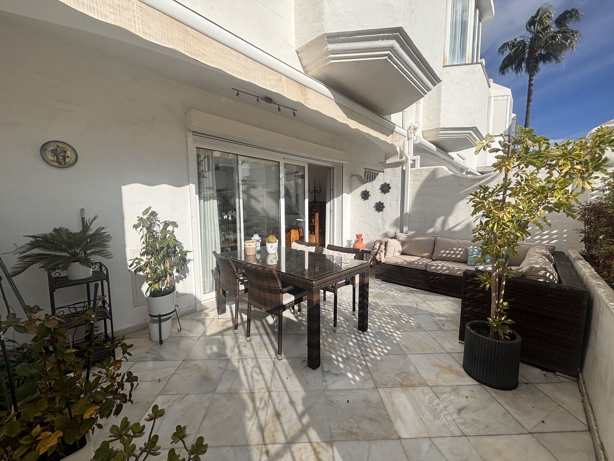 Town House for rent in Marbella Golden Mile