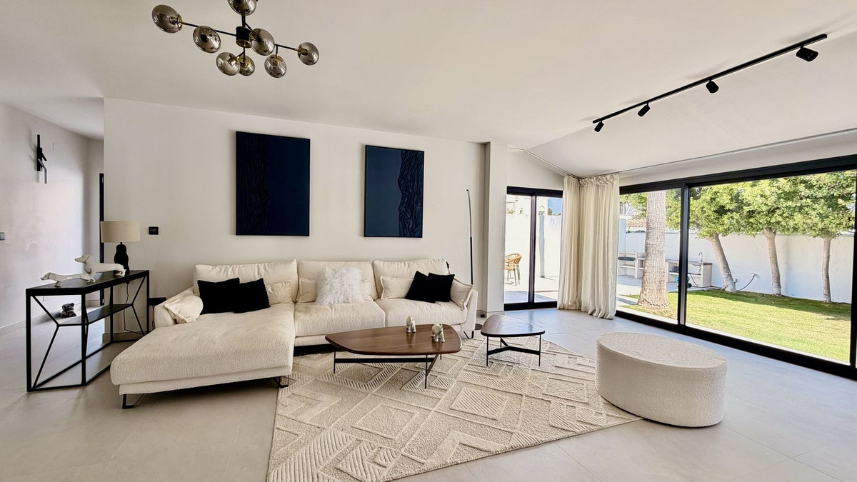Villa En alquiler en Nueva Andalucia, Marbella
