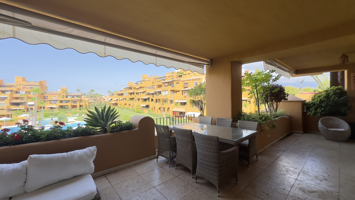 Apartment for long term rent in Estepona
