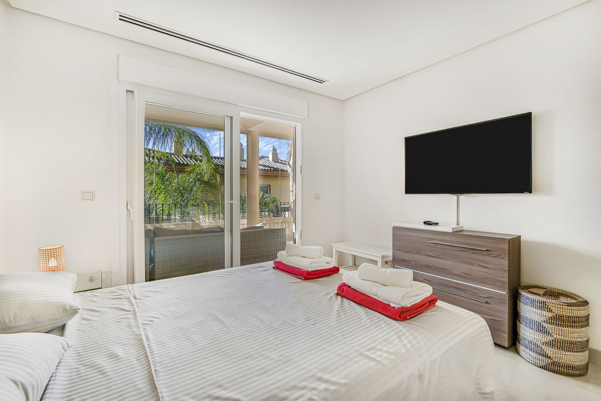 Ground Floor Apartment for short term rent in Nueva Andalucia, Marbella