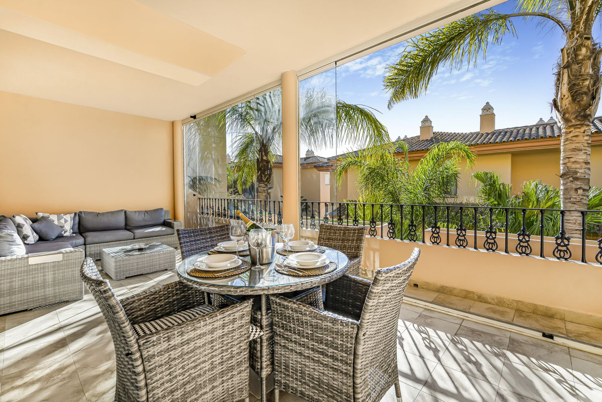 Ground Floor Apartment for short term rent in Nueva Andalucia, Marbella