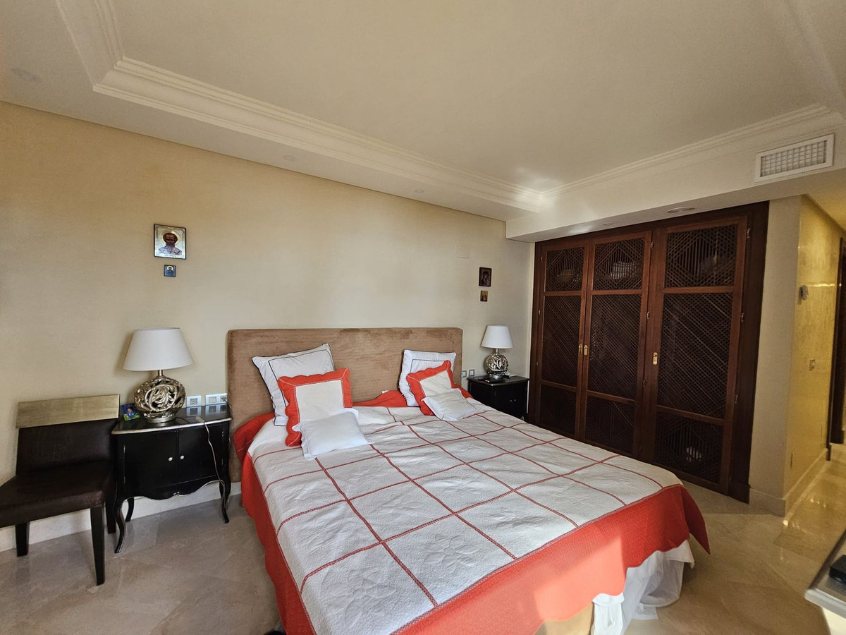 Apartment for short term rent in Estepona