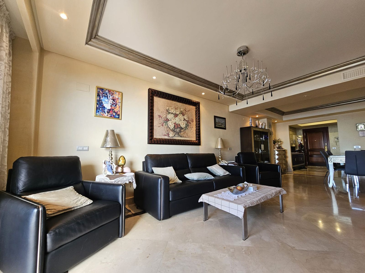 Apartment for short term rent in Estepona