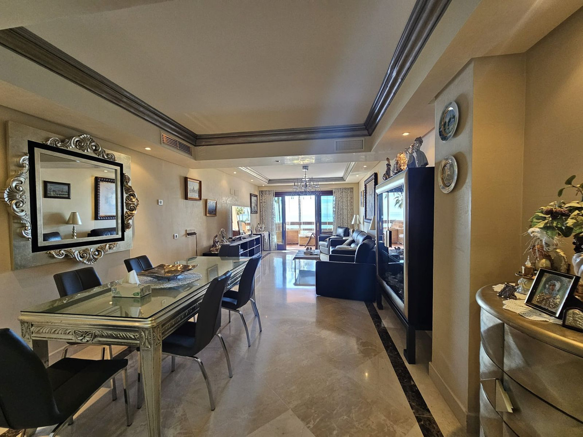 Apartment for short term rent in Estepona