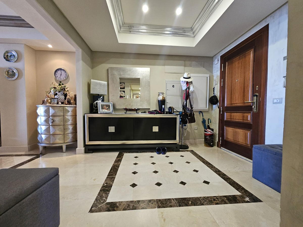 Apartment for short term rent in Estepona