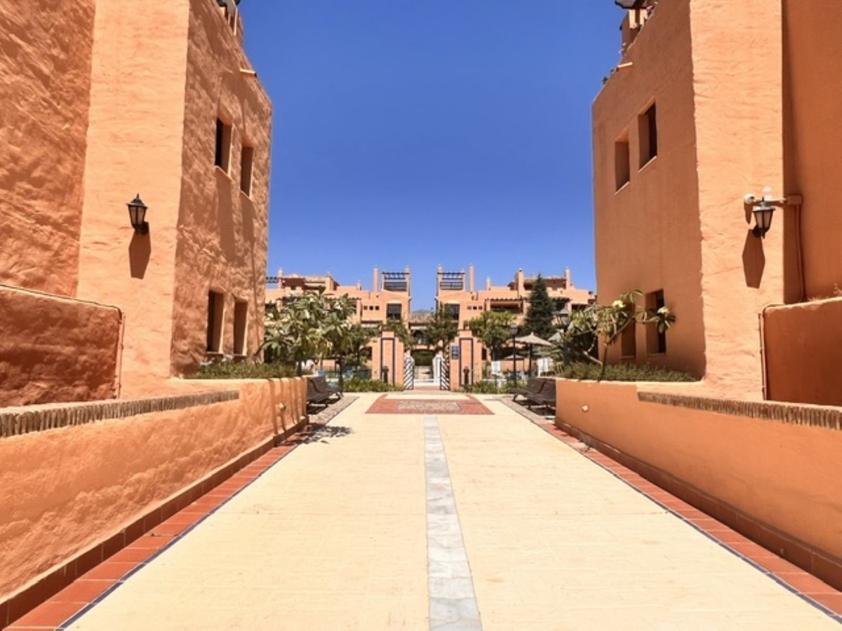 Ground Floor Apartment for long term rent in Hacienda del Sol, Estepona East