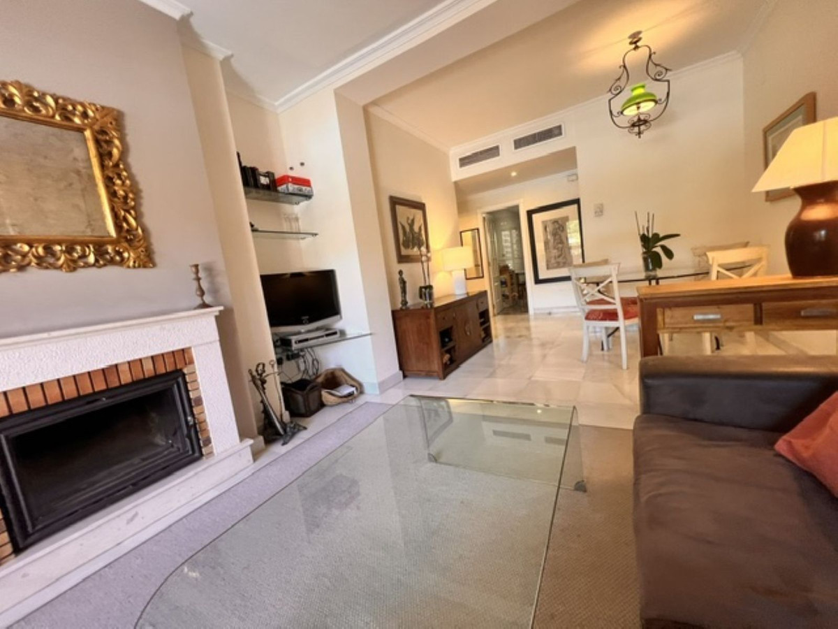 Ground Floor Apartment for long term rent in Hacienda del Sol, Estepona East