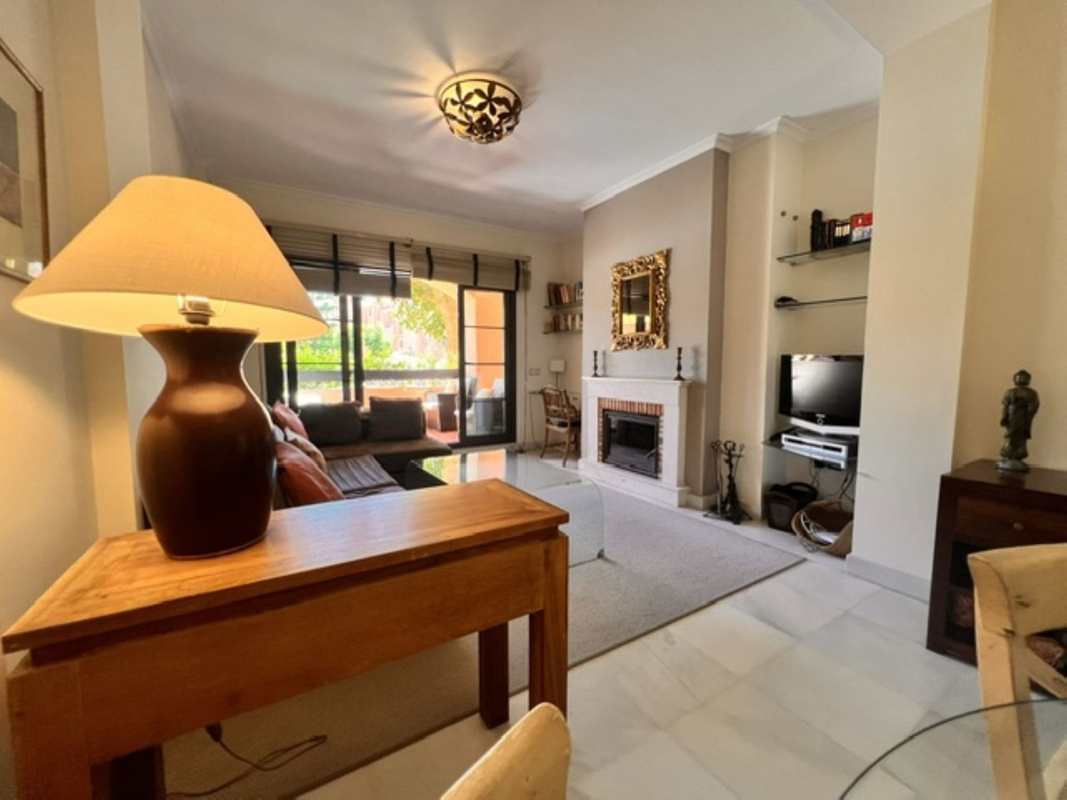 Ground Floor Apartment for long term rent in Hacienda del Sol, Estepona East
