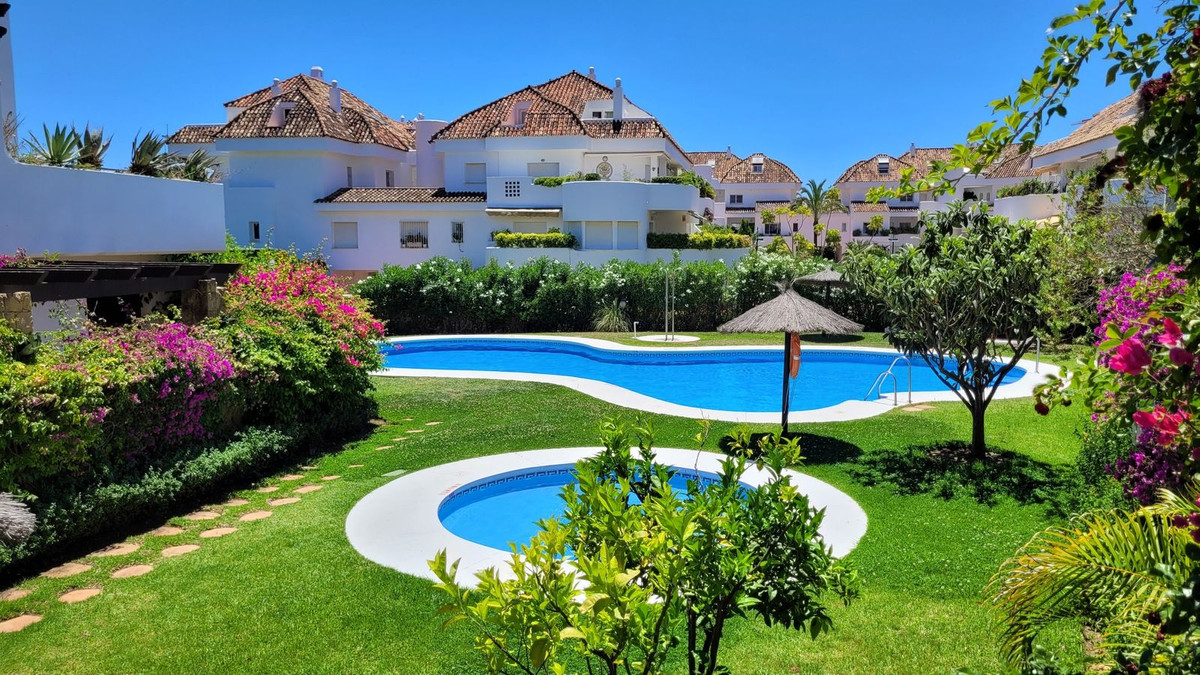 Apartment for long term rent in Marbella Golden Mile
