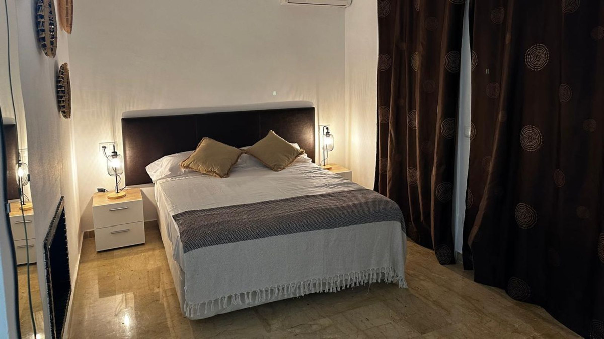 Town House for rent in Marbella