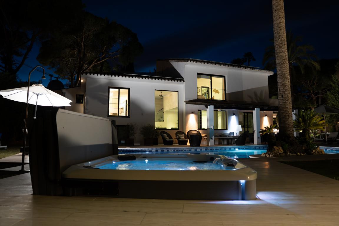 Villa for rent in Nueva Andalucia, Marbella