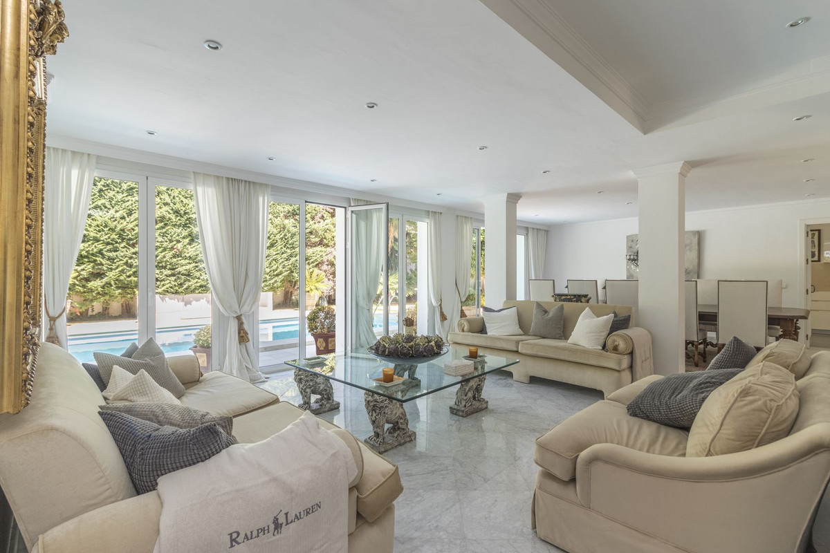 Villa for rent in Los Monteros, Marbella East