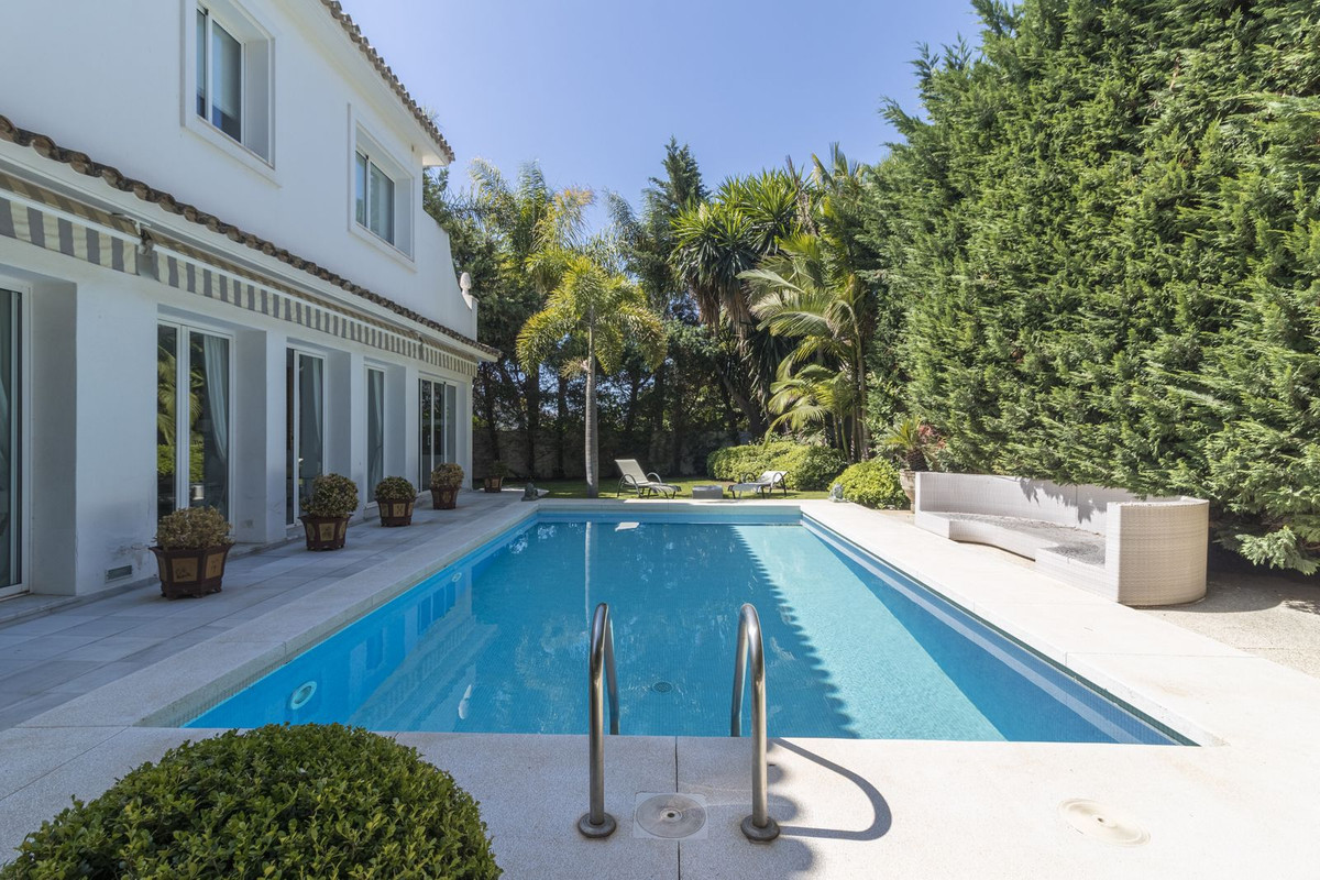 Villa for rent in Los Monteros, Marbella East