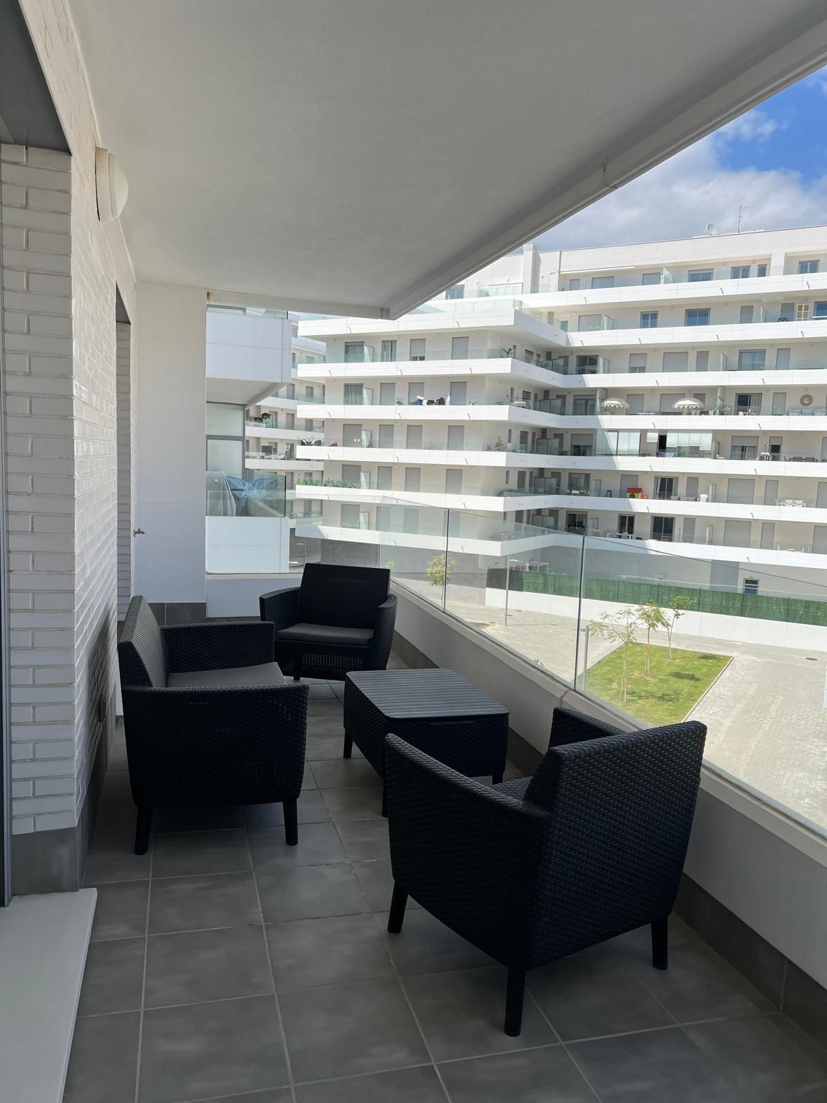 Apartamento en alquiler en Nueva Andalucia, Marbella