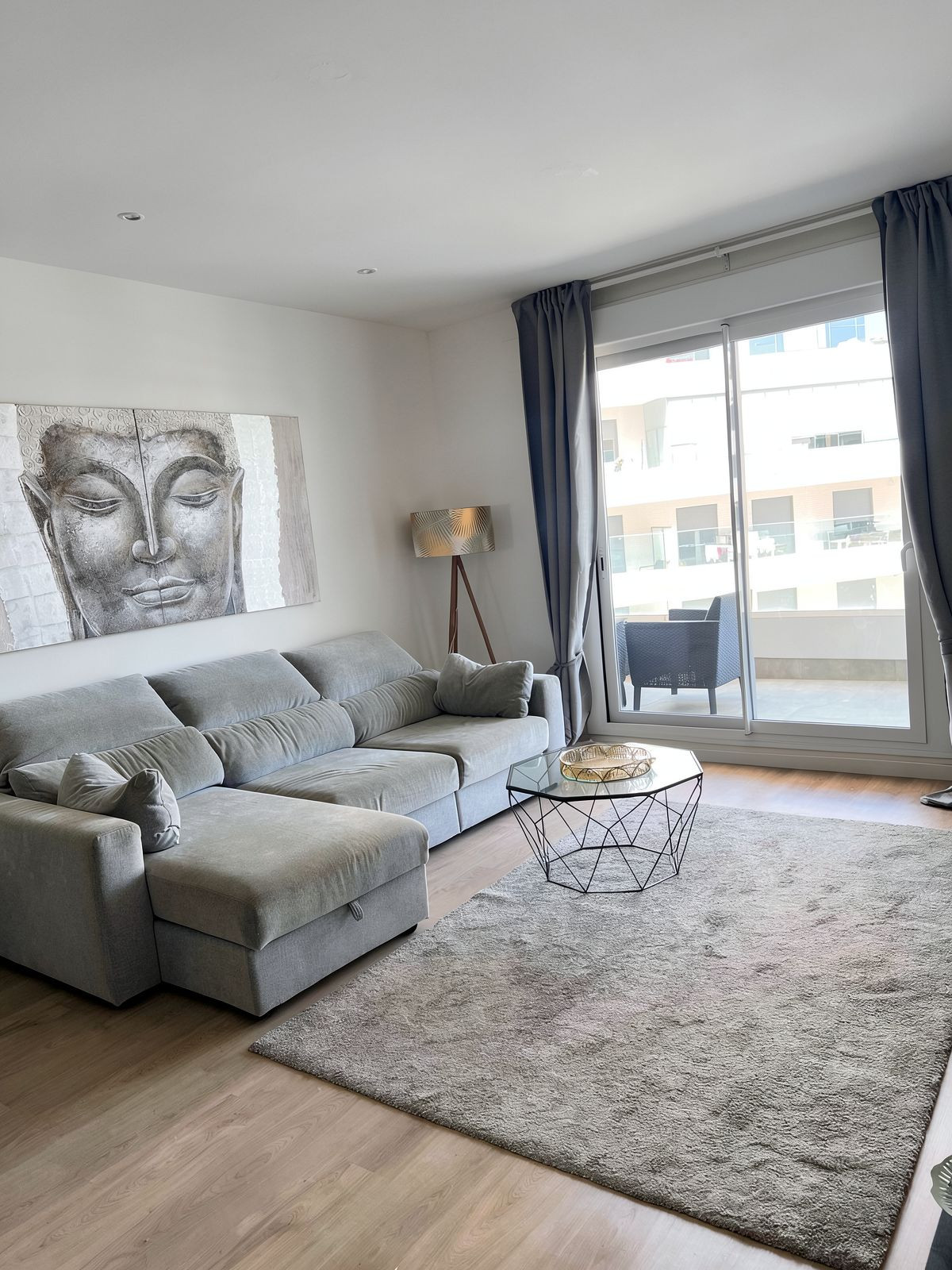Apartamento en alquiler en Nueva Andalucia, Marbella