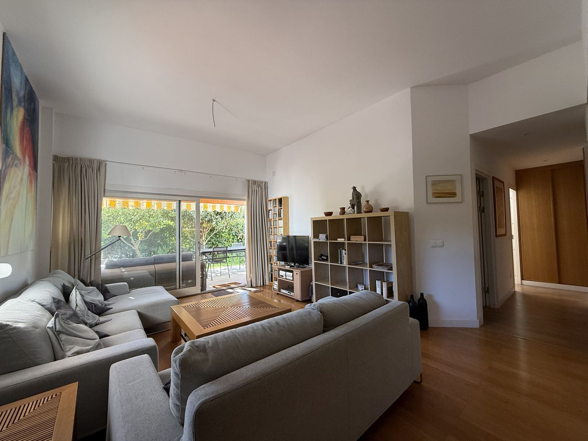 Ground Floor Apartment for long term rent in Paraiso Alto, Benahavis