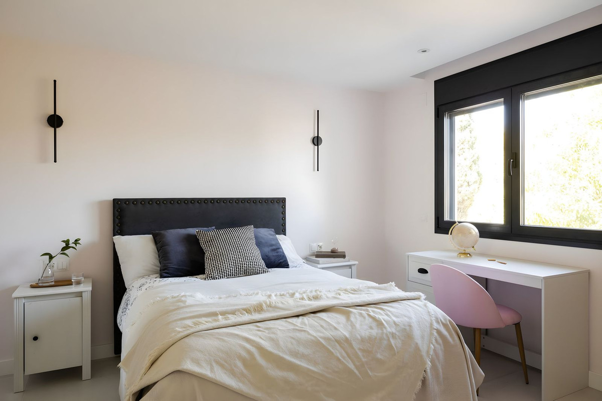 Villa for long term rent in Benahavis