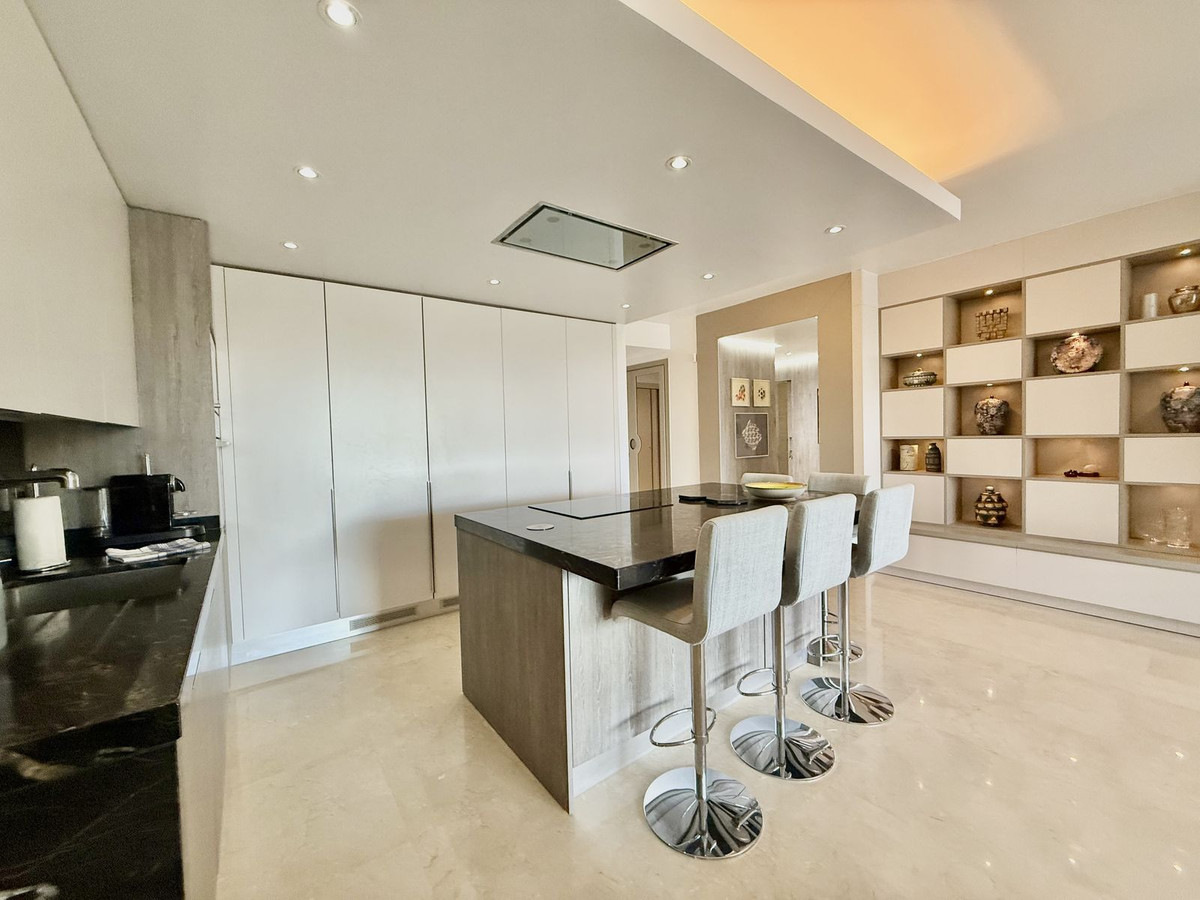 Apartment for rent in Marbella Golden Mile
