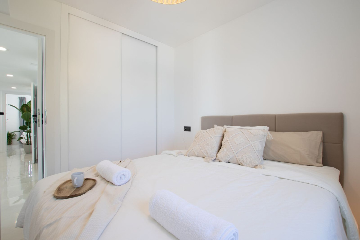Penthouse for long term rent in Calahonda, Mijas Costa