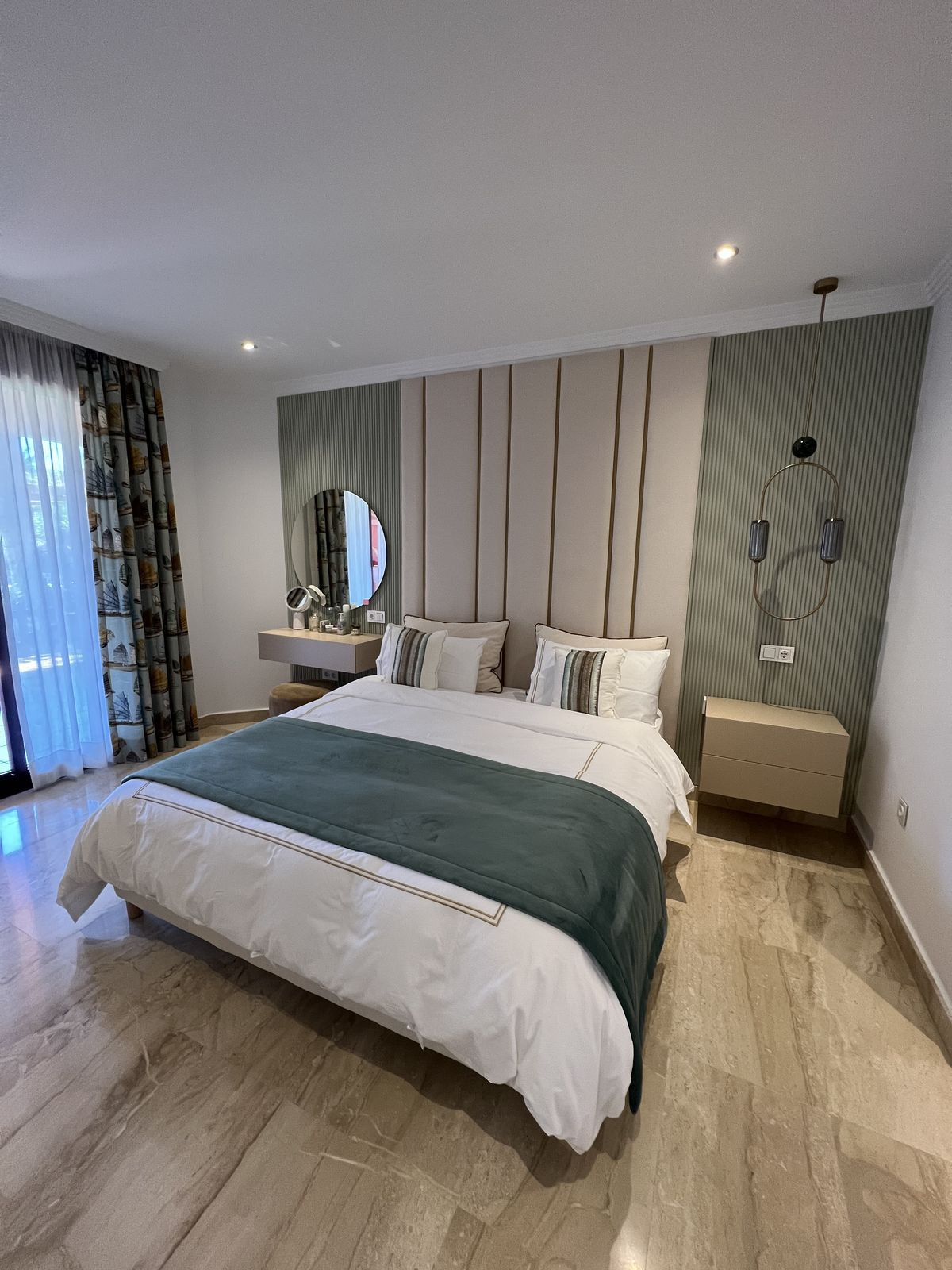 Ground Floor Apartment for short term rent in Estepona