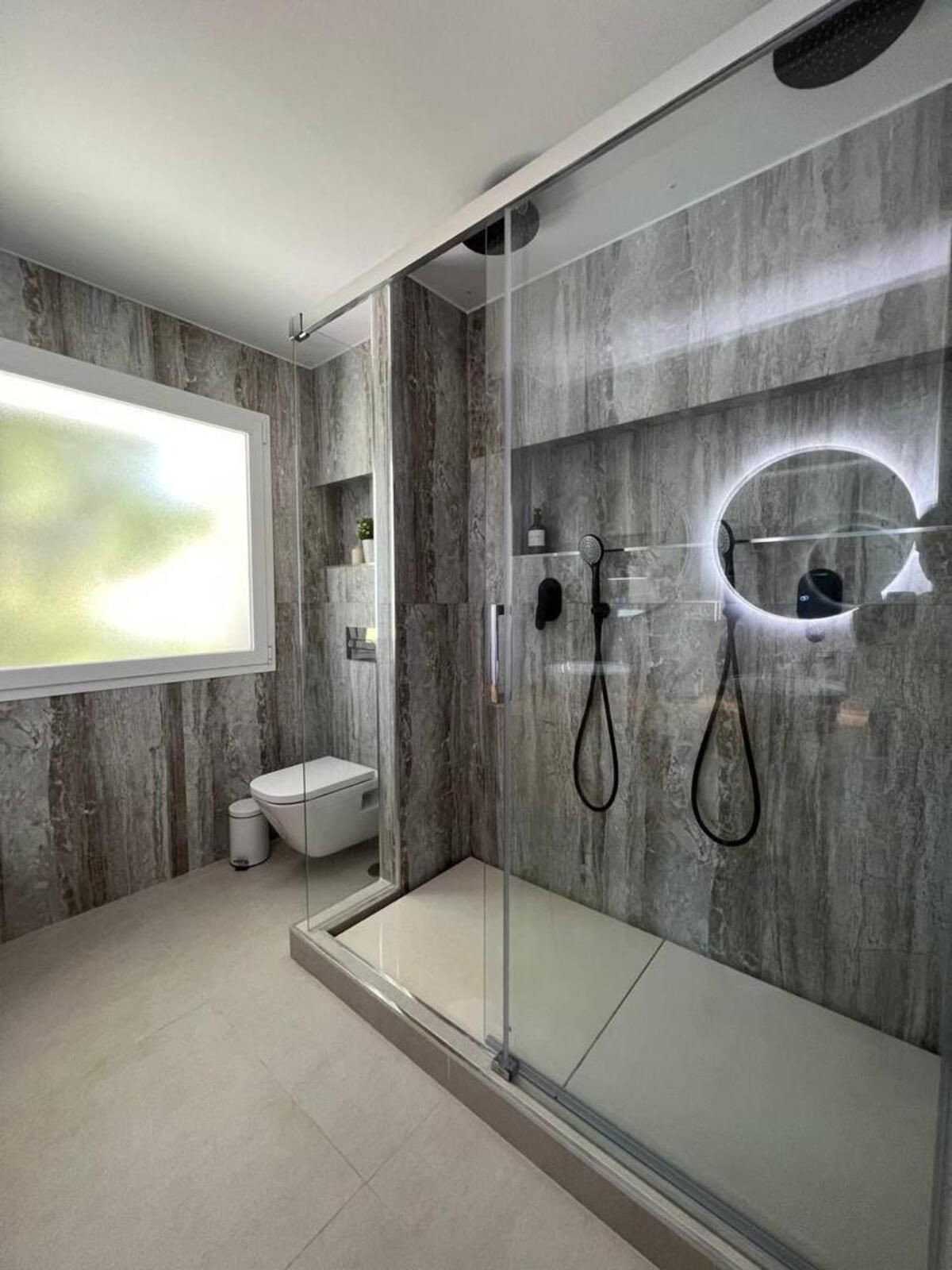 Penthouse for rent in La Quinta, Benahavis