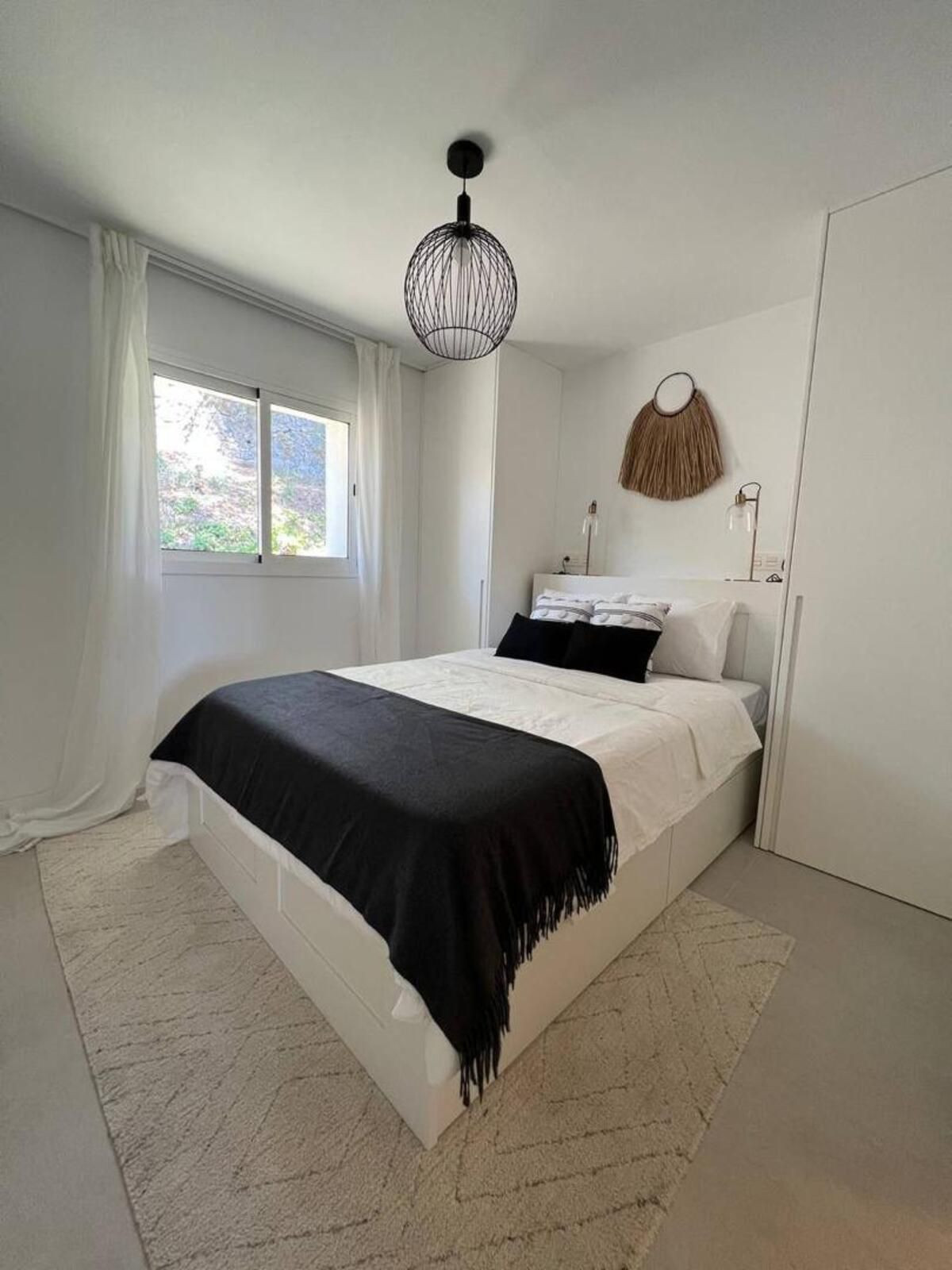 Penthouse for rent in La Quinta, Benahavis