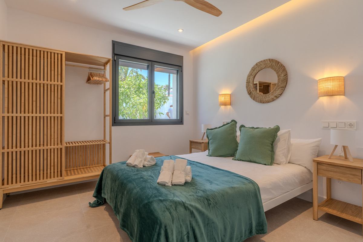 Villa for short term rent in Nueva Andalucia, Marbella