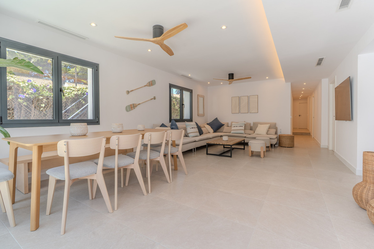 Villa for short term rent in Nueva Andalucia, Marbella