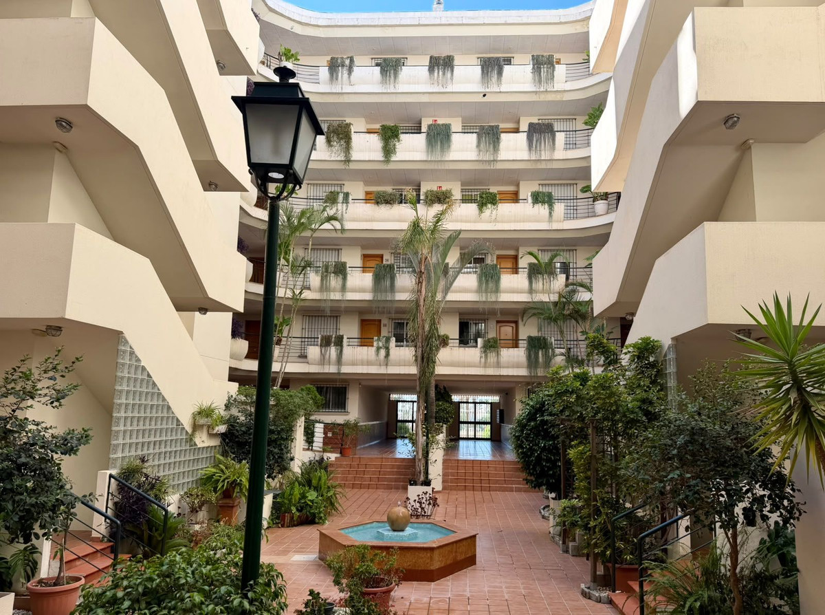 Apartment for long term rent in Guadalmina Alta, San Pedro de Alcantara