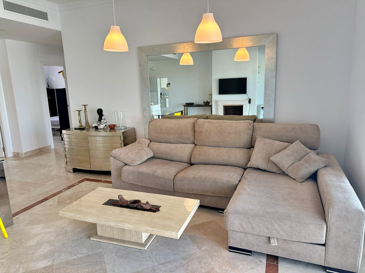 Apartment for rent in Paraiso Alto, Benahavis