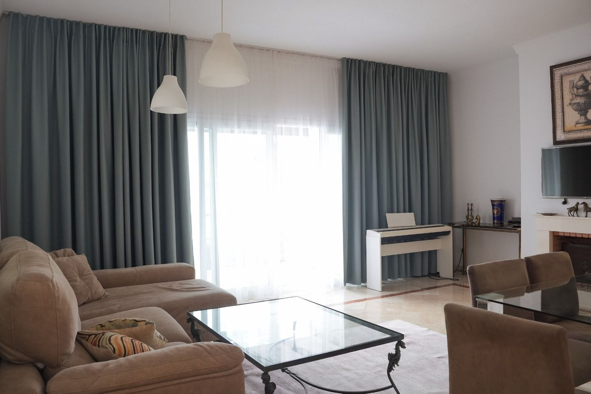 Apartment for rent in Paraiso Alto, Benahavis