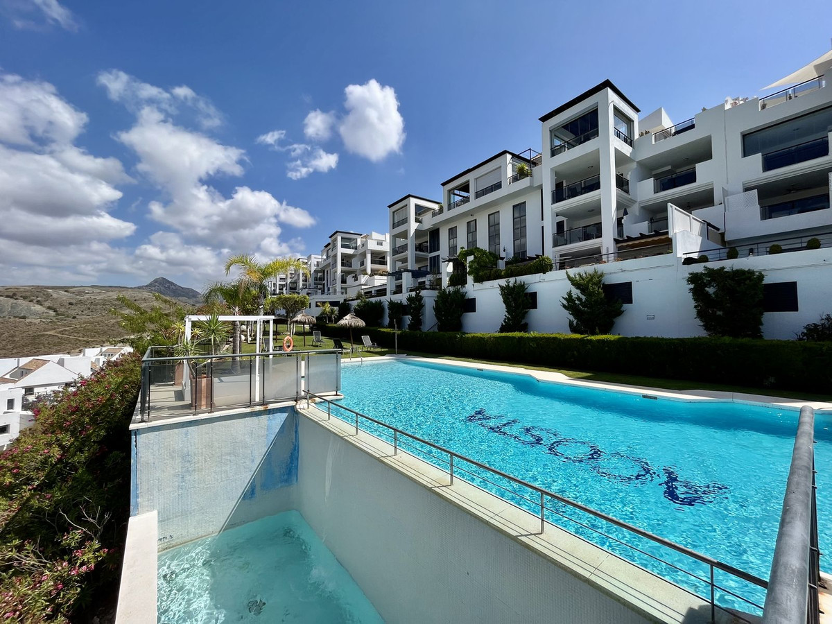 Apartamento en alquiler en Los Flamingos, Benahavis