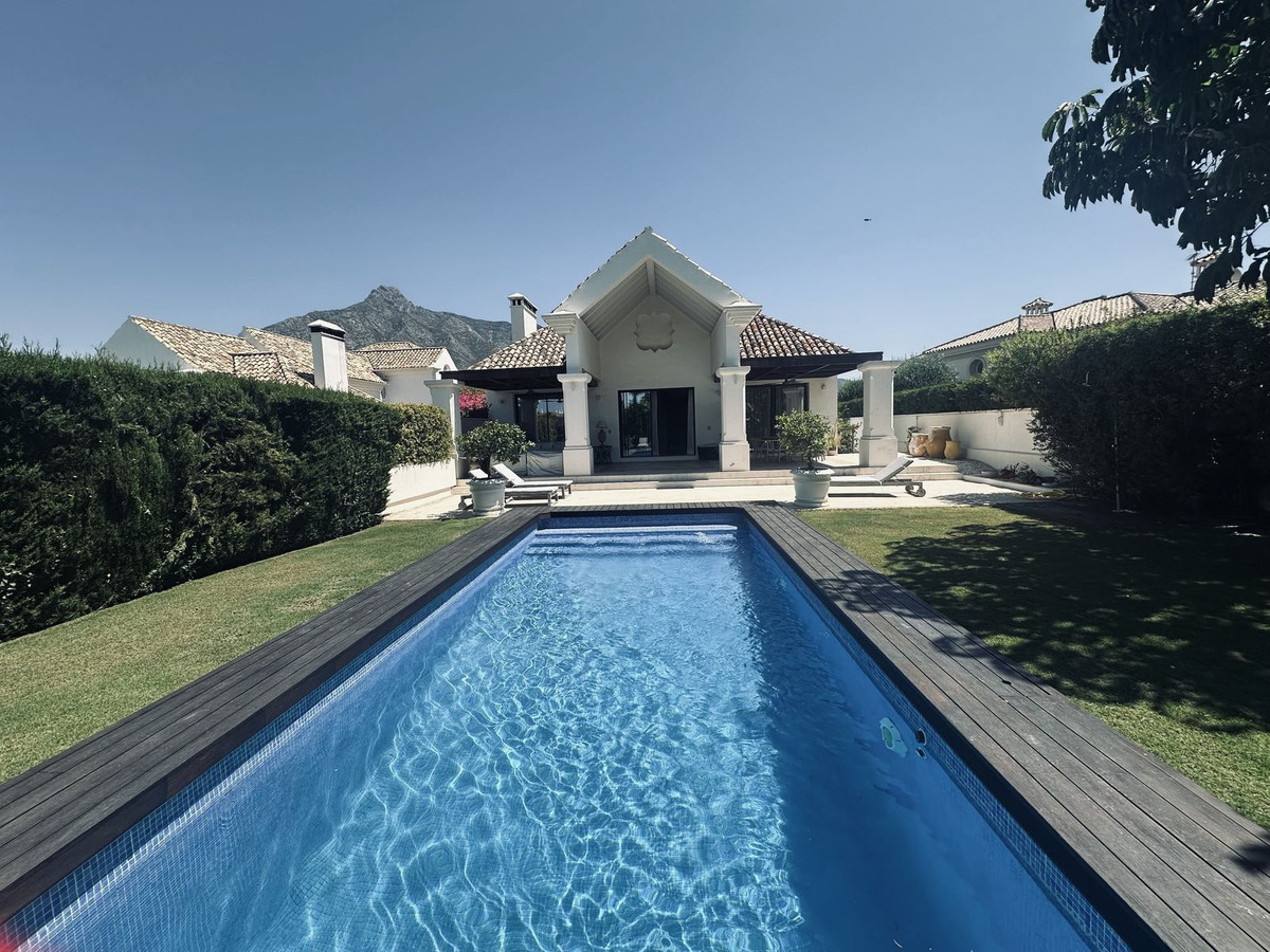 Villa en alquiler en Marbella Golden Mile