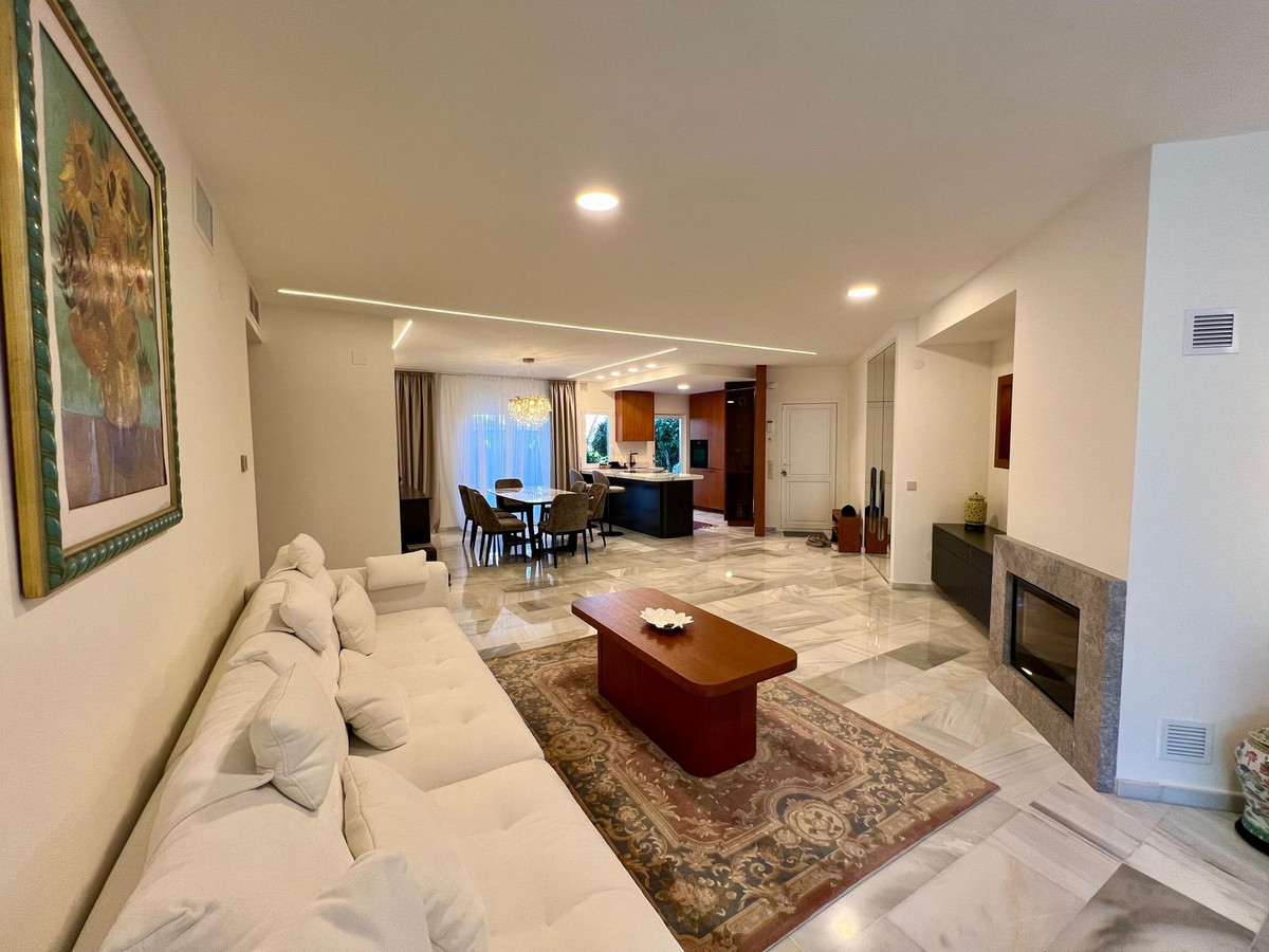 Ground Floor Apartment for rent in Marbella Golden Mile