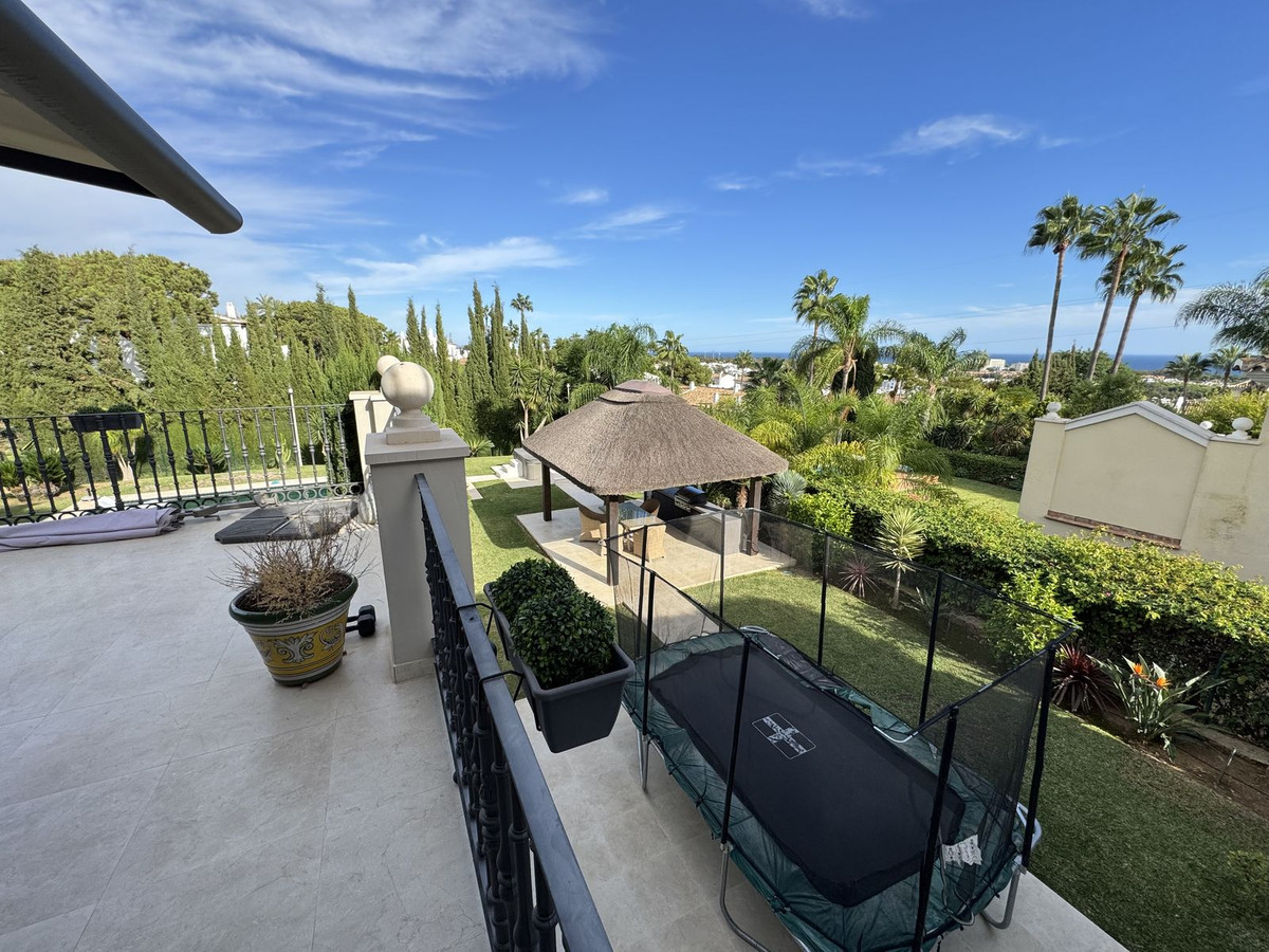 Villa en alquiler en Paraiso Alto, Benahavis
