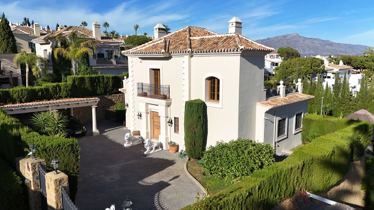Villa en alquiler en Paraiso Alto, Benahavis
