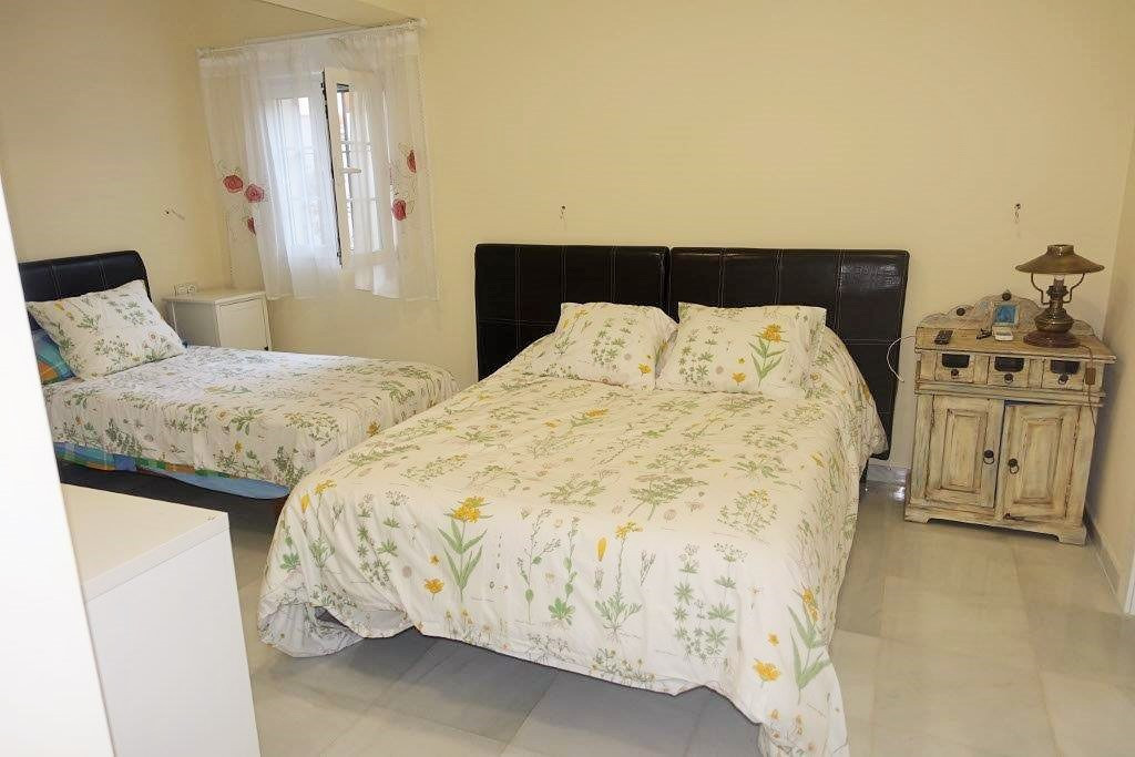 Villa for long term rent in Nueva Andalucia, Marbella