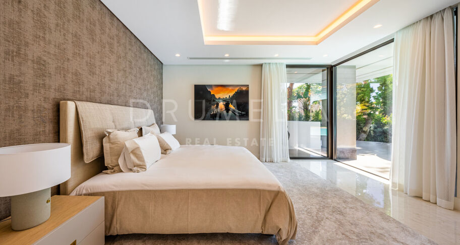 Impressive Brand-New State-of-the Art Modern House in Seaside Casasola