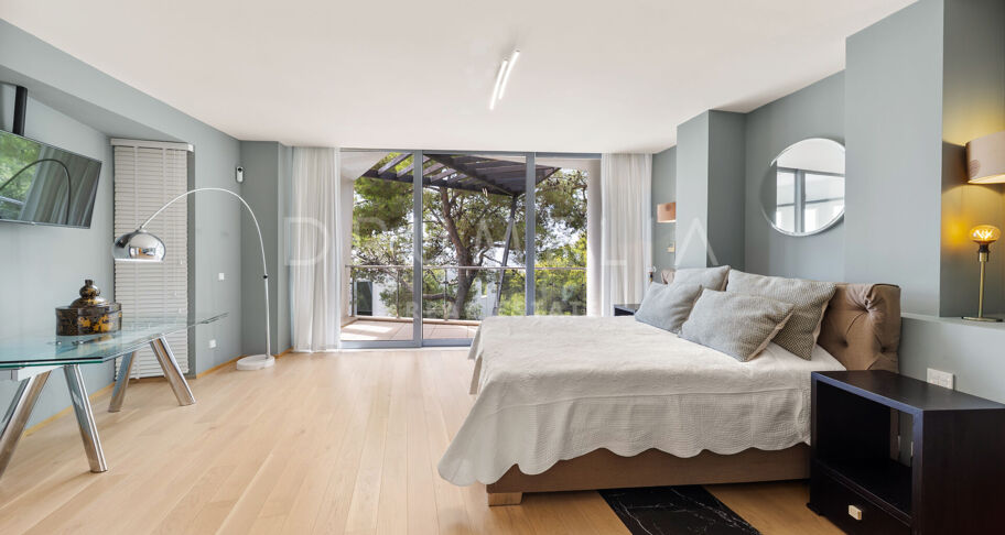 Unusual Semi-Detached Contemporary Style House, Sierra Blanca