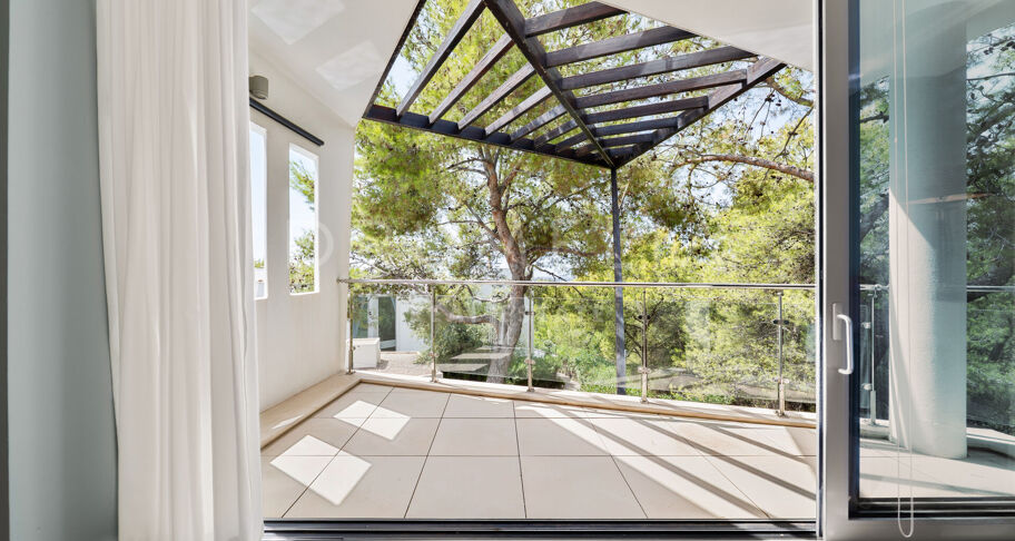 Unusual Semi-Detached Contemporary Style House, Sierra Blanca