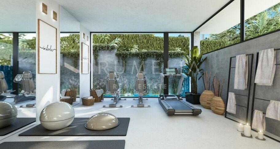 Golfvilla’s met Spa en Bioscoop in El Campanario, Estepona Oost