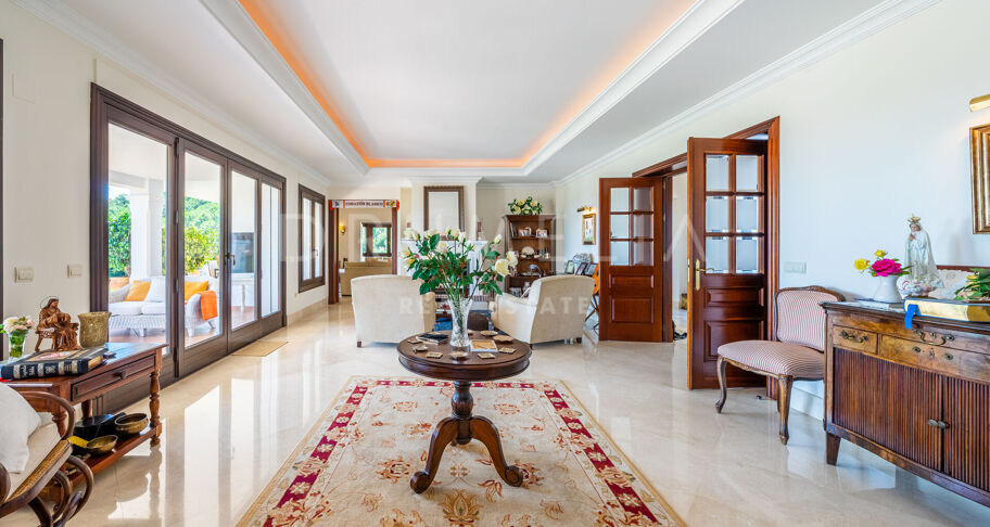 Prächtige stilvolle Frontline-Golf-Luxus-Villa, Marbella Club Resort, Benahavis
