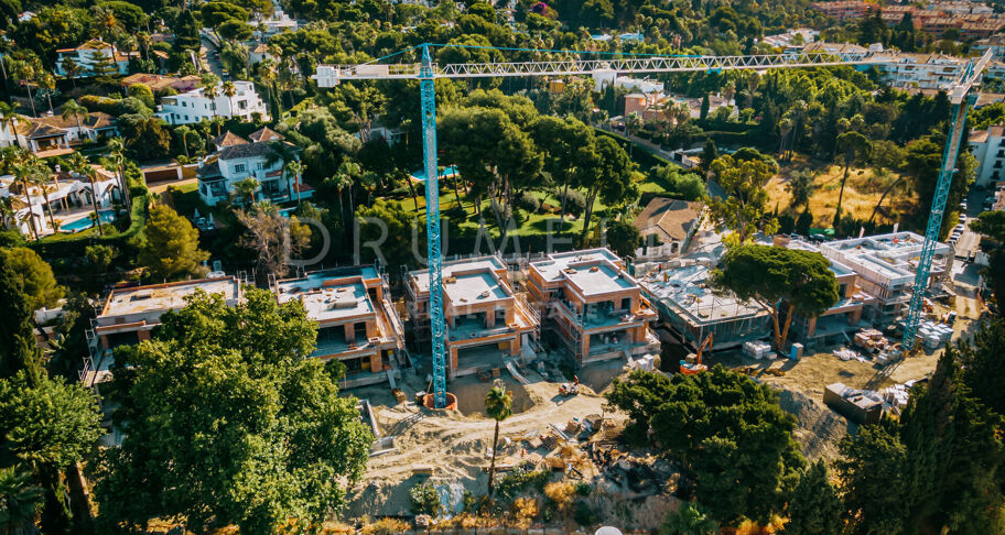 Golden 7 - Luxury Modern House in Chic New Development, Marbella's Golden Mile (Project)
