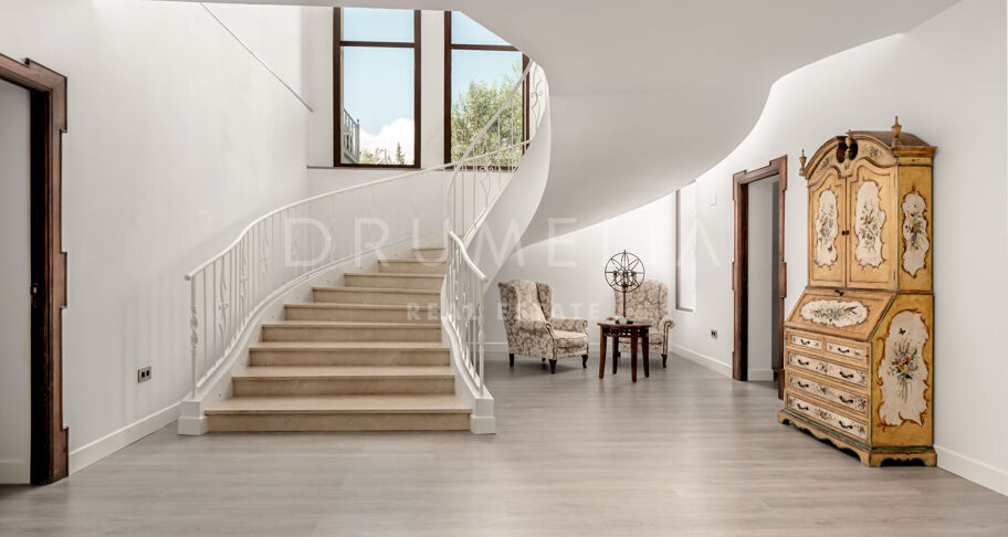 Verkligen enastående lyxig Grand Villa i Atalaya de Rio Verde, Nueva Andalucía