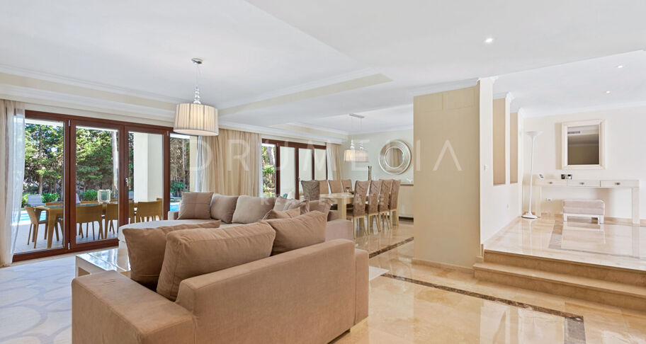 Elegante Luxusvilla am Strand, Villa Marina, fabelhaftes Puerto Banus, Marbella