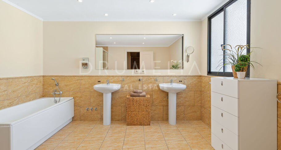 Wunderschöne Villa am Strand mit nordischem Flair, Villa Marina, Puerto Banus, Marbella
