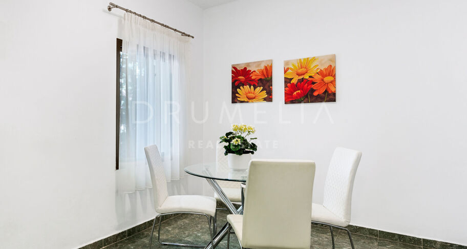 Luxuriöse Villa am Strand mit modernem Interieur, Villa Marina, Puerto Banus