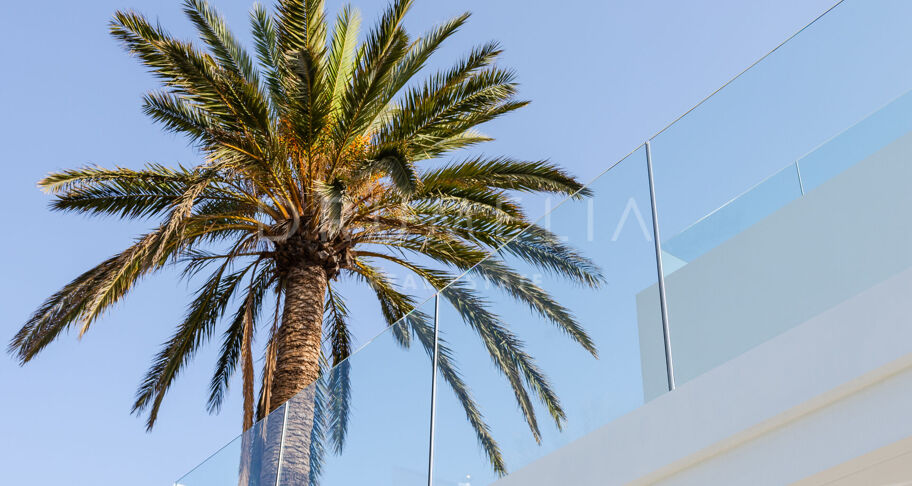 Bran-Nowy wspaniały nowoczesny dom ze wspaniałymi udogodnieniami w urokliwej nadmorskiej Marbesa, Marbella East