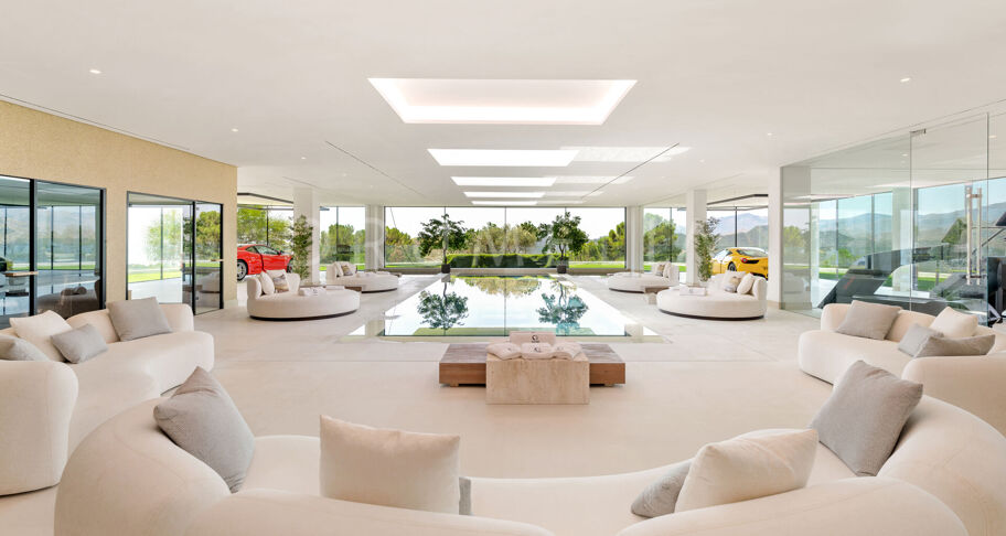 Villa Enso - Gloednieuw buitengewoon modern herenhuis Villa Enso in La Zagaleta, Benahavis.