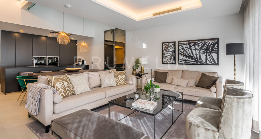 The Island 29 - The Island - Modern luxury townhouse with sea and mountain views in frontline beach residence in Estepona